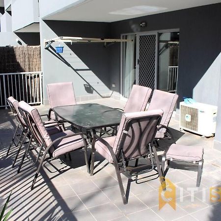 Comfortable & Spacious -2Bd 2Bth - Braddon Apartman Canberra Kültér fotó